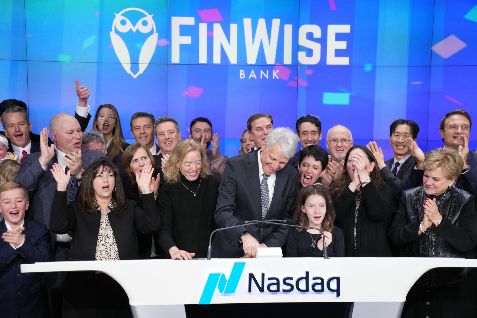 FinWise Bancorp Rings the Nasdaq Stock Market Closing Bell