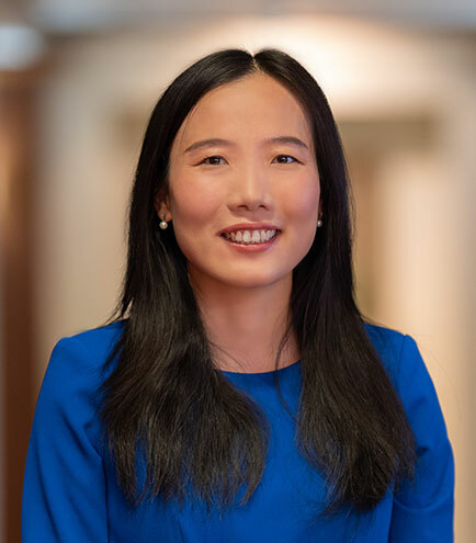 Yangzi Jin (金洋子), Kirton McConkie PC. Photo