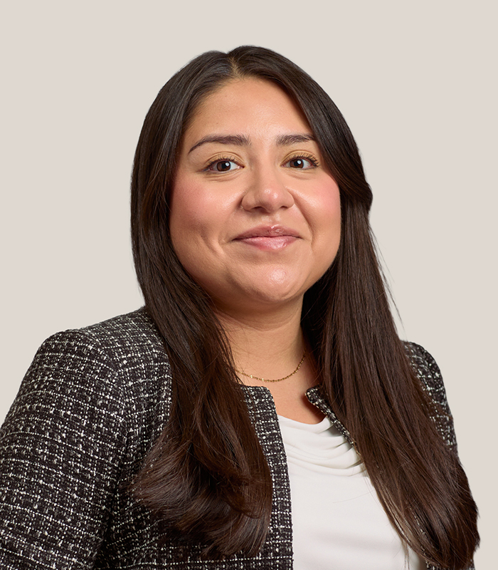 Gloria Aquino